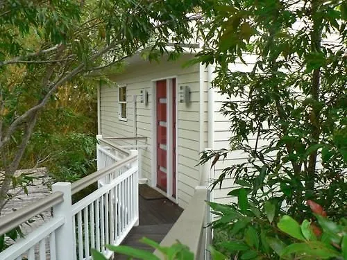 Bed & Breakfast At Sunrise Cottages Montville